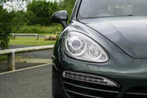 Bild 29/50 von Porsche Cayenne Diesel (2011)