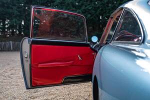 Afbeelding 19/46 van Aston Martin DB 4 (1962)