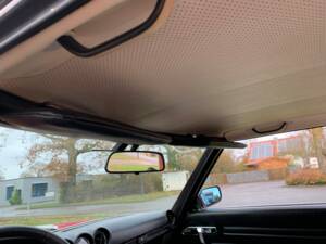 Image 130/177 de Mercedes-Benz 350 SL (1974)