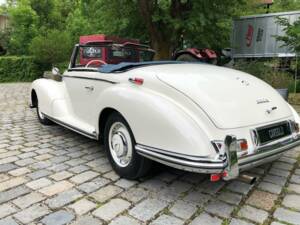 Image 3/15 of Mercedes-Benz 300 S (1953)