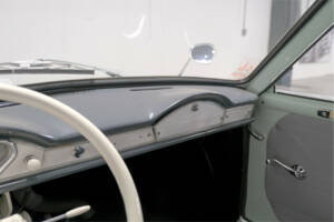 Image 15/21 of Glas Goggomobil TS 250 (1969)