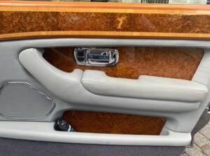 Obraz 21/41 pojazdu Rolls-Royce Silver Seraph (2001)