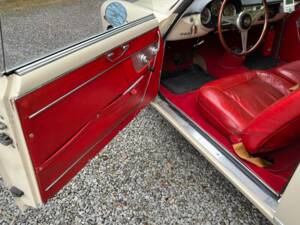 Image 16/27 of Alfa Romeo Giulietta Sprint Veloce (1959)