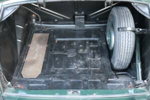 Image 13/50 of Mercedes-Benz 180 D (1958)