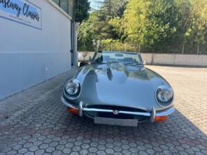 Afbeelding 7/32 van Jaguar E-Type (1969)