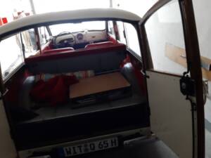 Image 4/6 of Morris Minor 1000 Traveller (1965)