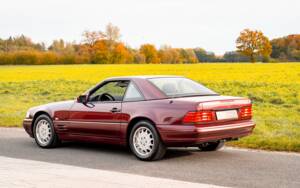 Image 5/47 of Mercedes-Benz SL 280 (1996)