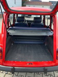 Image 8/10 of Renault R 4 GTL (1987)