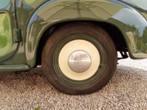 Bild 37/46 von FIAT 500 C Belvedere (1953)