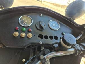 Image 7/11 of MZ ETZ 250 (1985)