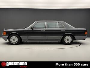 Bild 5/15 von Mercedes-Benz 560 SEL (1990)