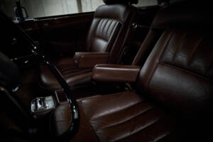 Image 47/99 de Rolls-Royce Corniche I (1979)