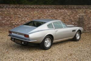 Afbeelding 45/50 van Aston Martin V8 (1974)