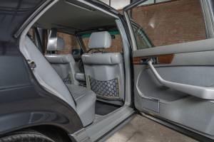 Image 29/50 of Mercedes-Benz 500 SEL (1988)
