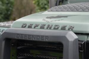 Image 13/50 de Land Rover Defender 110 Crew Cab SE (2010)