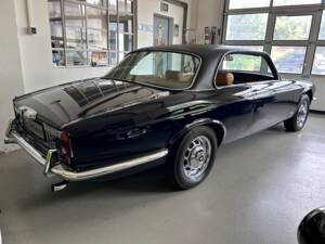 Immagine 4/24 di Jaguar XJ 6 C 4.2 (1977)