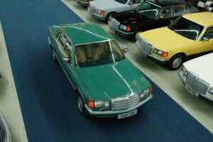 Bild 3/50 von Mercedes-Benz 260 SE (1990)