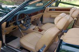 Bild 8/11 von Aston Martin V8 Volante (1982)