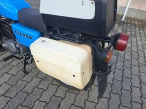 Bild 16/19 von MZ DUMMY (1900)