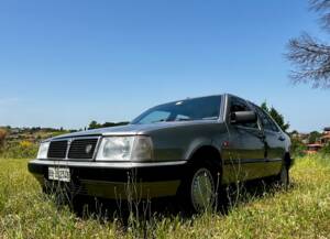 Afbeelding 34/81 van Lancia Thema I.E. (1986)