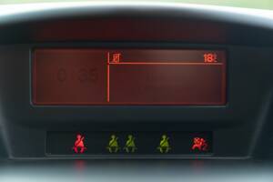 Image 47/50 of Peugeot 207 CC 1.6 VTi (2008)