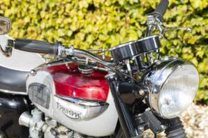 Immagine 15/37 di Triumph Bonneville T120 (1968)