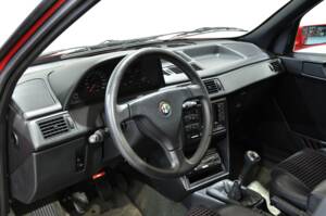 Imagen 16/30 de Alfa Romeo 155  2.0 Q4 4x4 (1992)