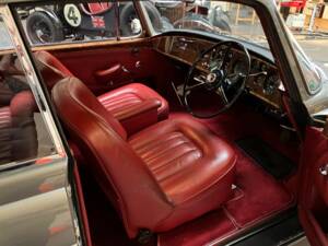 Image 5/18 of Bentley S 2 Continental (1961)
