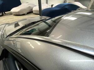 Image 27/50 of Aston Martin V12 Vanquish (2003)