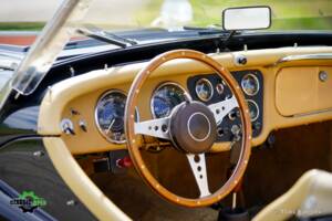 Image 25/46 of Triumph TR 3A (1958)