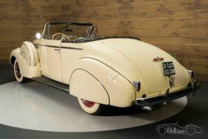 Image 5/19 of Buick Special Serie 40 (1940)