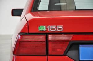 Imagen 11/30 de Alfa Romeo 155  2.0 Q4 4x4 (1992)