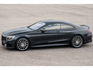Image 1/36 of Mercedes-Benz S 500 4MATIC (2015)