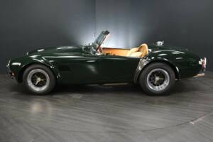 Image 3/30 of AC Cobra Mk IV (1989)