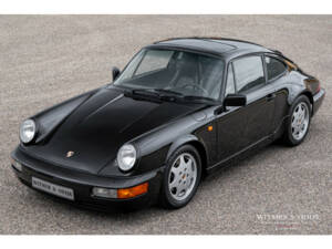 Image 2/28 de Porsche 911 Carrera 4 (1990)