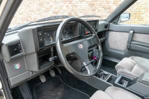 Image 37/50 of Alfa Romeo 75 2.0 Twin Spark (1988)