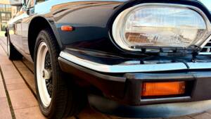 Image 10/17 of Jaguar XJS 5.3 V12 (1985)