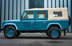 Bild 10/32 von Land Rover Defender 110 300Tdi (1997)