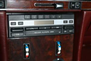 Afbeelding 17/30 van Mercedes-Benz 300 SL (1985)