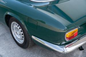 Image 20/83 of Alfa Romeo Giulia GT 1300 Junior (1968)