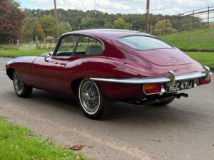 Immagine 5/29 di Jaguar E-Type (1970)