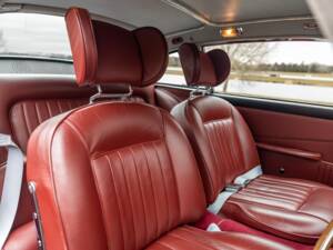 Bild 29/39 von Aston Martin DB 5 Vantage (1964)