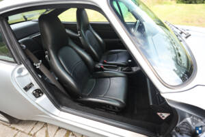 Image 16/90 de Porsche 911 Carrera 4S (1996)