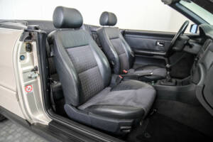 Image 33/50 de Audi Cabriolet 1.8 (2000)