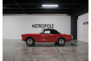 Image 2/21 of Alfa Romeo 2000 Spider (1960)