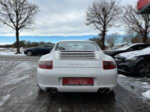 Bild 6/20 von Porsche 911 Carrera S (2004)