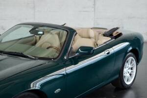 Bild 7/50 von Jaguar XK8 4.0 (2002)