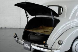 Image 17/45 of Mercedes-Benz 170 DS (1953)