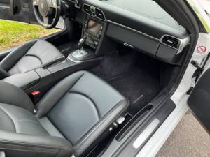 Image 39/57 de Porsche 911 Targa 4S (2010)