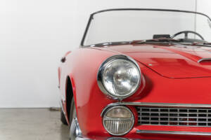 Bild 44/77 von Alfa Romeo 2000 Spider (1961)
